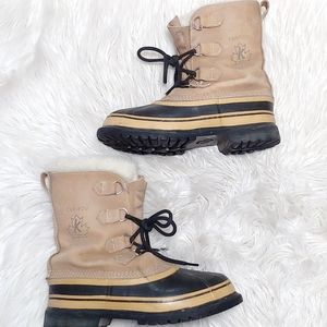 Sorel Women’s Caribou Waterproof Boot Size 9
